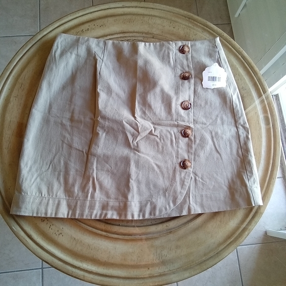 Altard State Skirt, mini  Size L Color Tan - Picture 1 of 6